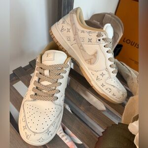 Designer inspired Tan shoes 
Size 7.5